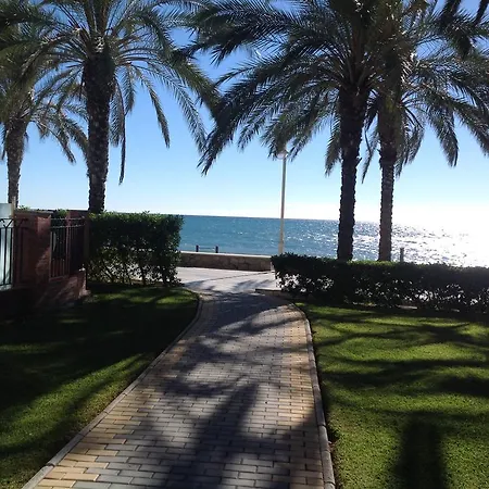 Centro Internacional Algarrobo Costa